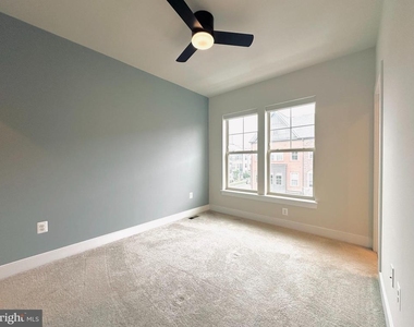 1009 Rockwell Avenue - Photo Thumbnail 25