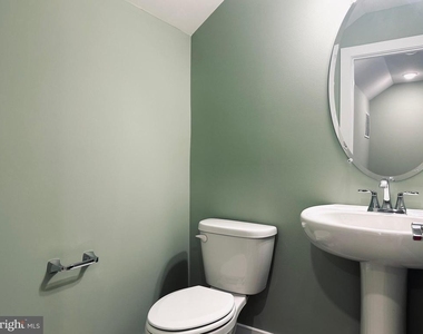 1009 Rockwell Avenue - Photo Thumbnail 36