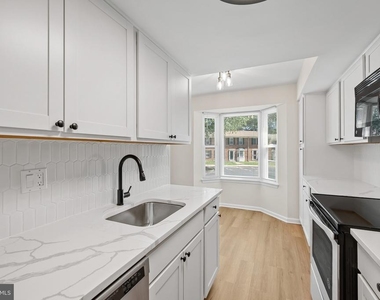 6356 Ducketts Lane - Photo Thumbnail 3