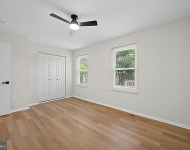 6356 Ducketts Lane - Photo Thumbnail 8