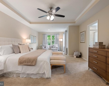 232 Mohegan Drive - Photo Thumbnail 15