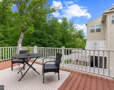 232 Mohegan Drive - Photo Thumbnail 28
