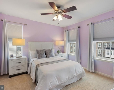 232 Mohegan Drive - Photo Thumbnail 22