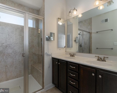 1155 Potomac View Parkway - Photo Thumbnail 12