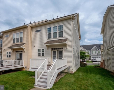 1155 Potomac View Parkway - Photo Thumbnail 22