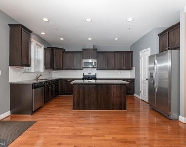 1155 Potomac View Parkway - Photo Thumbnail 6