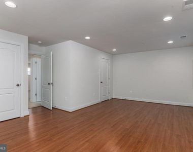 1155 Potomac View Parkway - Photo Thumbnail 21