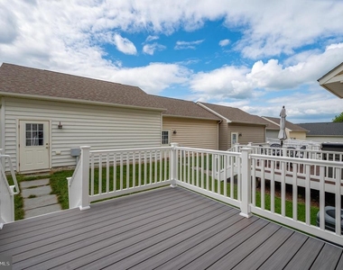 1155 Potomac View Parkway - Photo Thumbnail 8