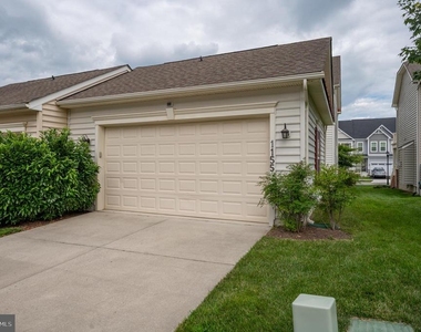 1155 Potomac View Parkway - Photo Thumbnail 24