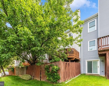 7115 Oberlin Circle - Photo Thumbnail 41