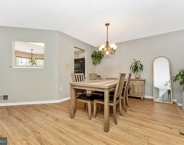 7115 Oberlin Circle - Photo Thumbnail 8