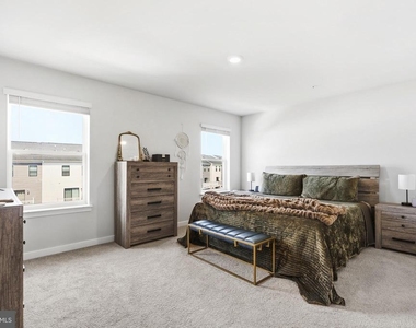 369 Soft Rush Lane - Photo Thumbnail 17