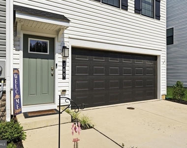369 Soft Rush Lane - Photo Thumbnail 1