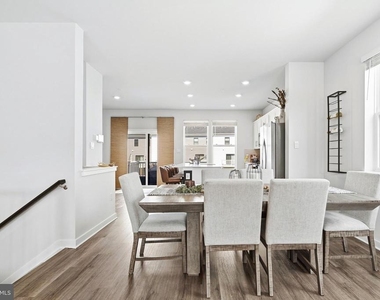 369 Soft Rush Lane - Photo Thumbnail 12