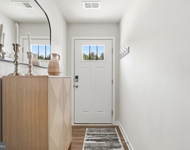 369 Soft Rush Lane - Photo Thumbnail 2