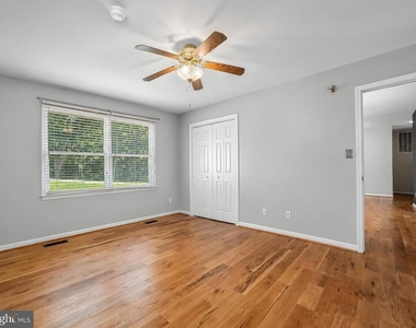 8433 Sailboat Lane - Photo Thumbnail 18