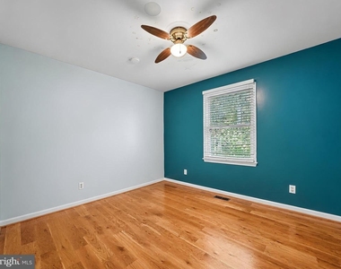 8433 Sailboat Lane - Photo Thumbnail 29