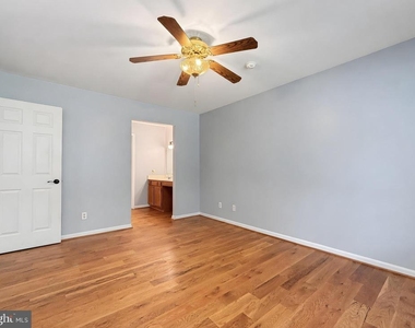 8433 Sailboat Lane - Photo Thumbnail 16