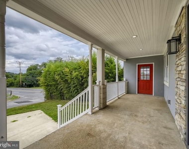 1826 Fairview Avenue - Photo Thumbnail 22