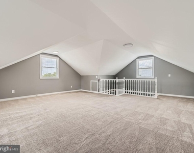 1826 Fairview Avenue - Photo Thumbnail 31