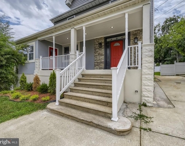 1826 Fairview Avenue - Photo Thumbnail 40