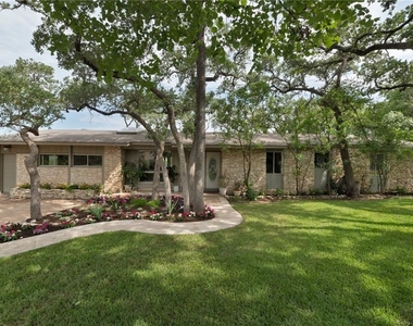 610 Lancelot Way - Photo Thumbnail 7