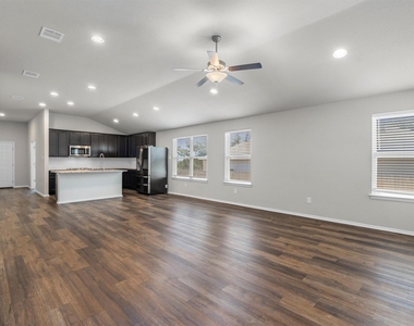 3906 Crockett Ave - Photo Thumbnail 13