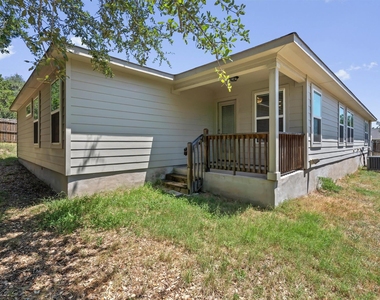 3906 Crockett Ave - Photo Thumbnail 31