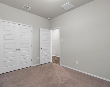 3906 Crockett Ave - Photo Thumbnail 26