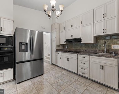 5801 Stuart Avenue - Photo Thumbnail 9