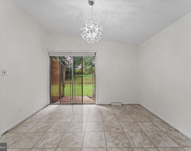 5801 Stuart Avenue - Photo Thumbnail 12
