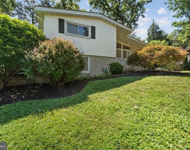 5801 Stuart Avenue - Photo Thumbnail 1