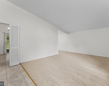 5801 Stuart Avenue - Photo Thumbnail 7