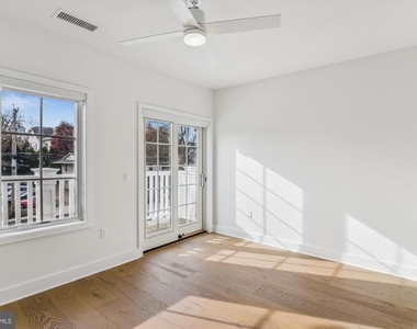 106 Annapolis Street - Photo Thumbnail 9