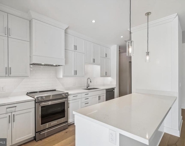 106 Annapolis Street - Photo Thumbnail 4