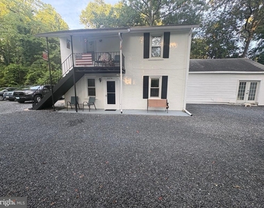 317 South Drive - Photo Thumbnail 9