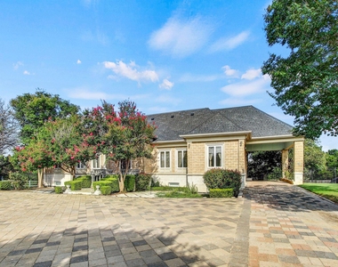 13628 Gregg Manor Rd - Photo Thumbnail 3