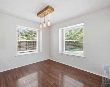 1506 Fort Lloyd Pl - Photo Thumbnail 28