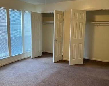 812 Ranch Rd - Photo Thumbnail 16