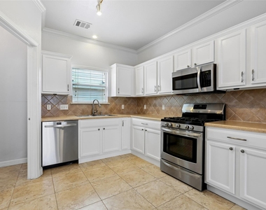 1001 Monadale Trl - Photo Thumbnail 15