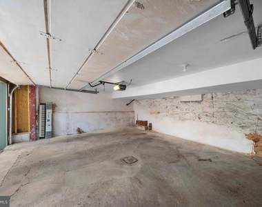 1016 Kirk Avenue - Photo Thumbnail 5