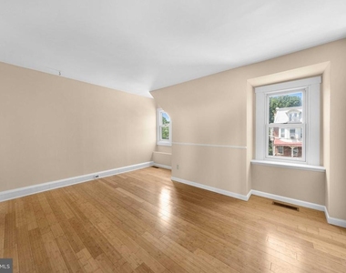 1016 Kirk Avenue - Photo Thumbnail 16