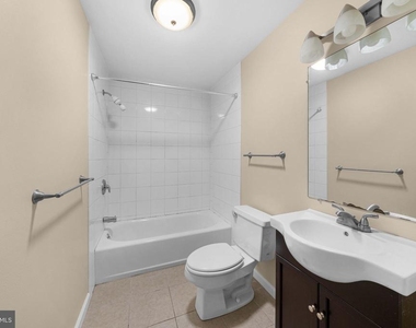1016 Kirk Avenue - Photo Thumbnail 15