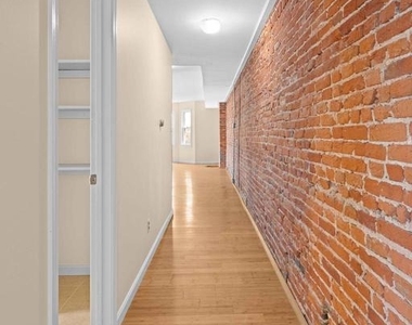 1016 Kirk Avenue - Photo Thumbnail 11