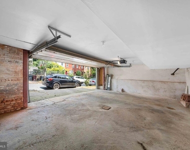 1016 Kirk Avenue - Photo Thumbnail 6