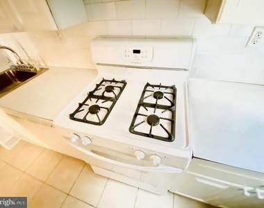 1505 Delaware Avenue - Photo Thumbnail 7