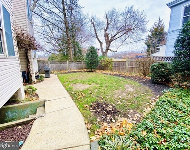 1505 Delaware Avenue - Photo Thumbnail 23