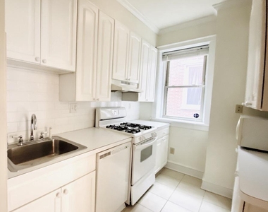 1505 Delaware Avenue - Photo Thumbnail 6