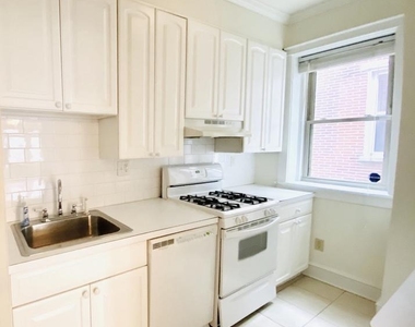 1505 Delaware Avenue - Photo Thumbnail 5