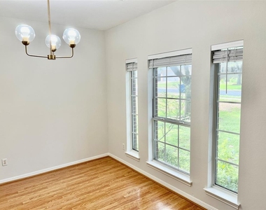 6400 La Carman Ln - Photo Thumbnail 3